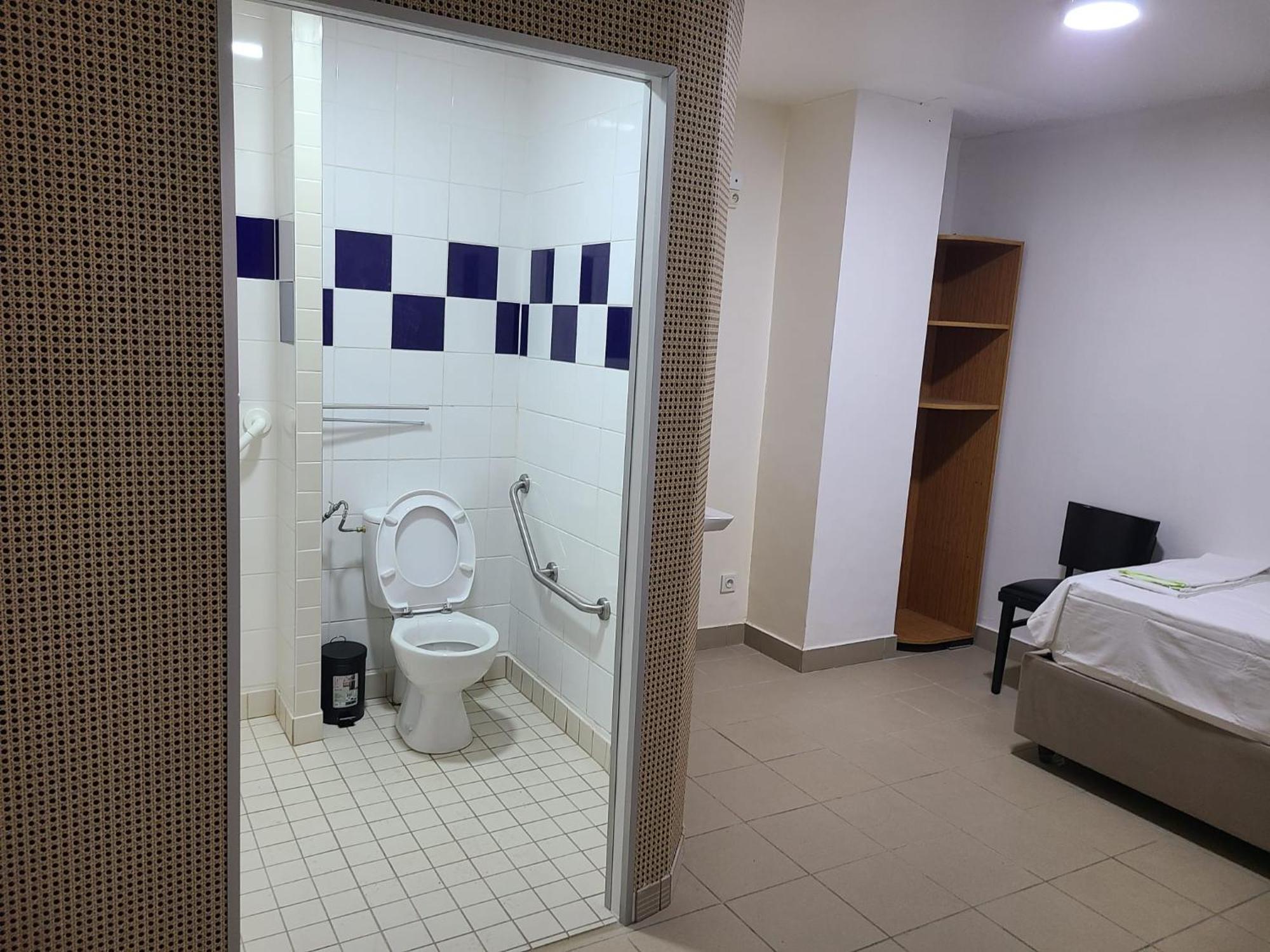 Hotel Victoire, Poitiers Gare ภายนอก รูปภาพ